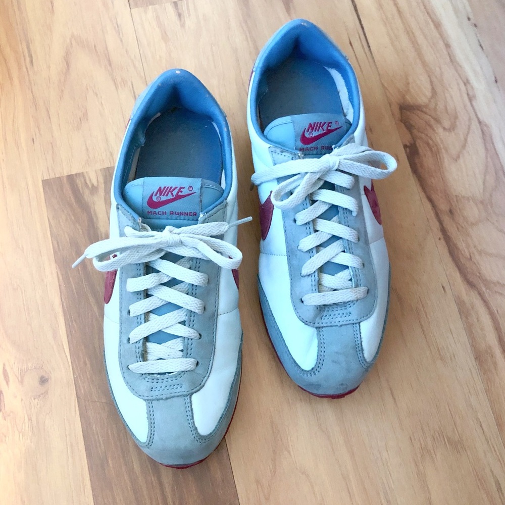 Women's Nike Mach Runner blue fuchsia sz 8.5